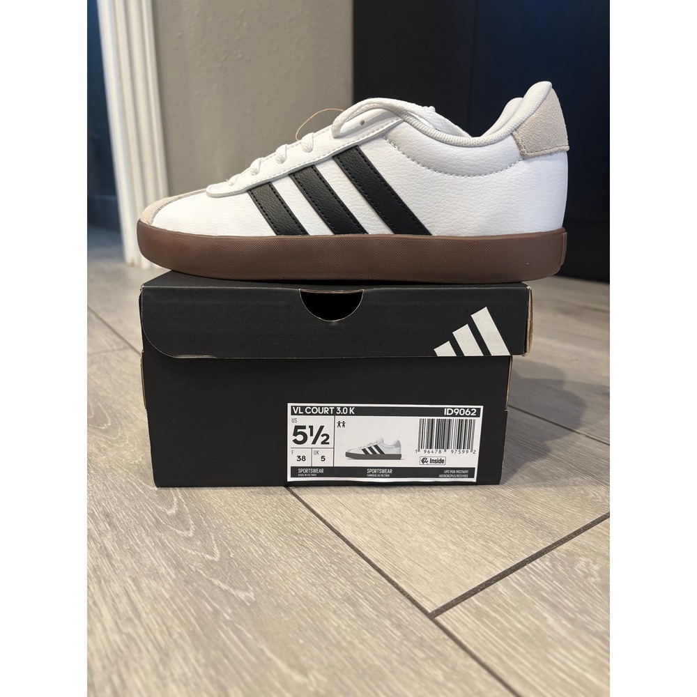 Adidas VL Court 3.0 Sneakers White Black Gum ID9062 NWT Women Size 7 / 5.5Y